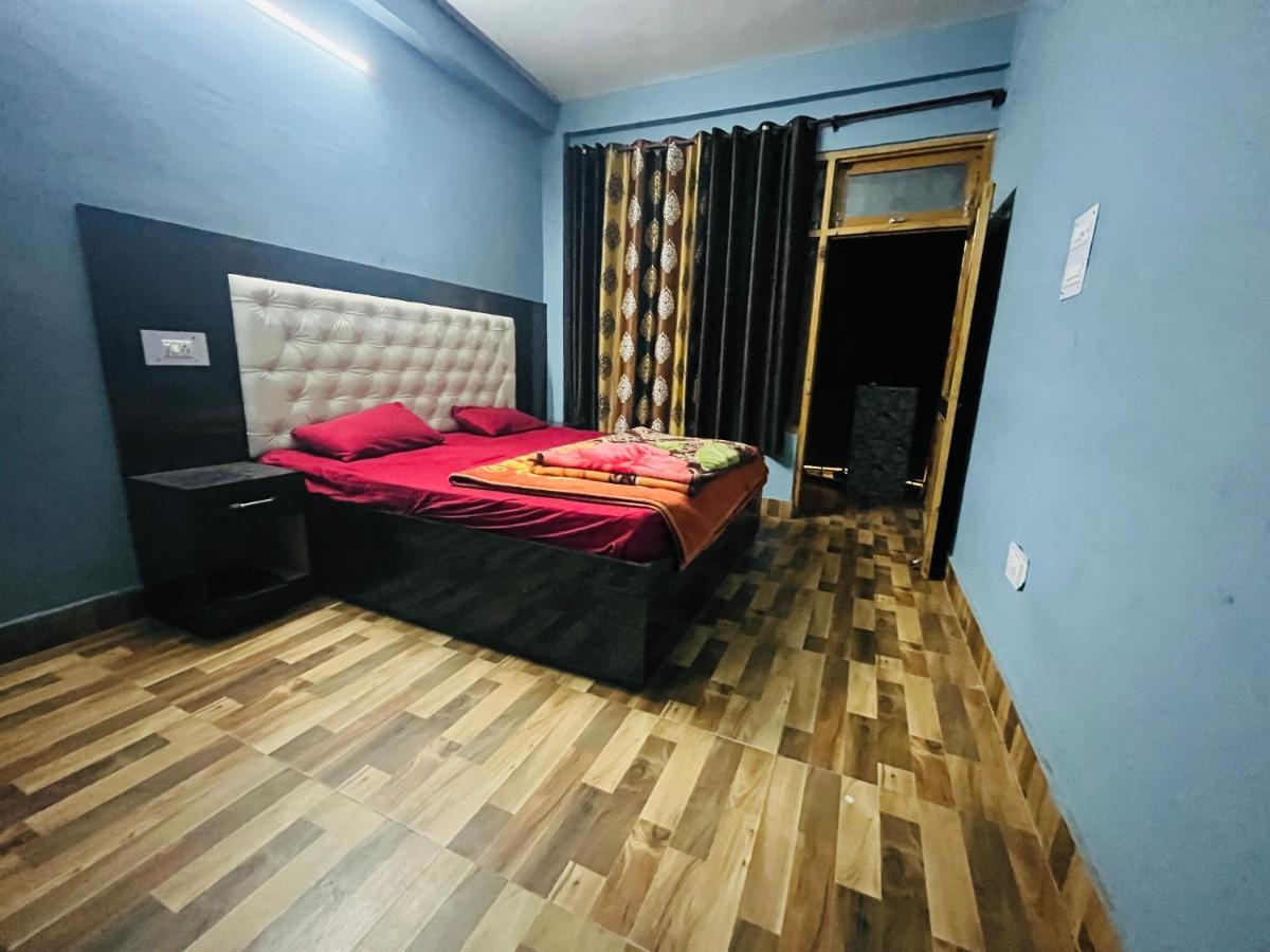 Shanti Cafe - Hotel&Restaurant Kasol Eksteriør billede