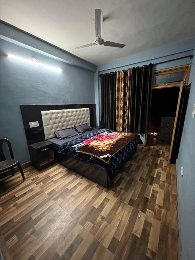 Shanti Cafe - Hotel&Restaurant Kasol Eksteriør billede