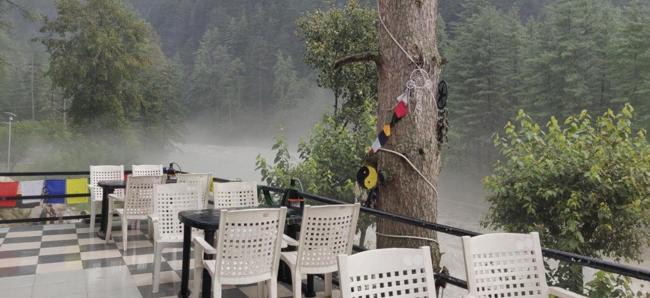 Shanti Cafe - Hotel&Restaurant Kasol Eksteriør billede