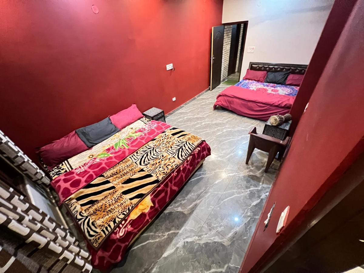 Shanti Cafe - Hotel&Restaurant Kasol Eksteriør billede