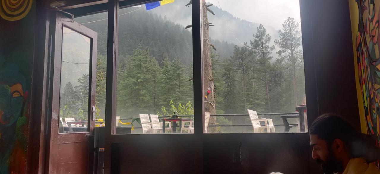 Shanti Cafe - Hotel&Restaurant Kasol Eksteriør billede