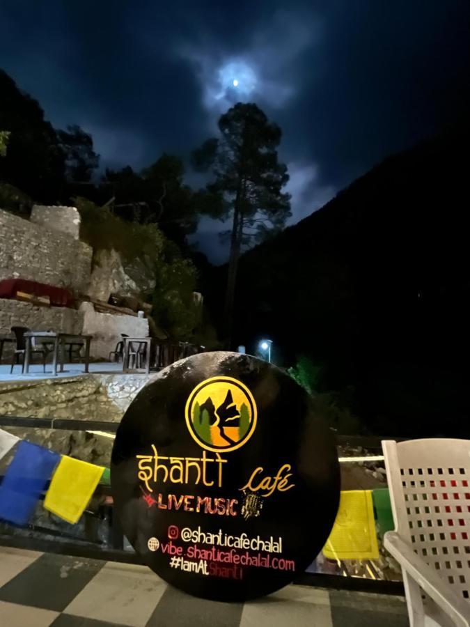 Shanti Cafe - Hotel&Restaurant Kasol Eksteriør billede