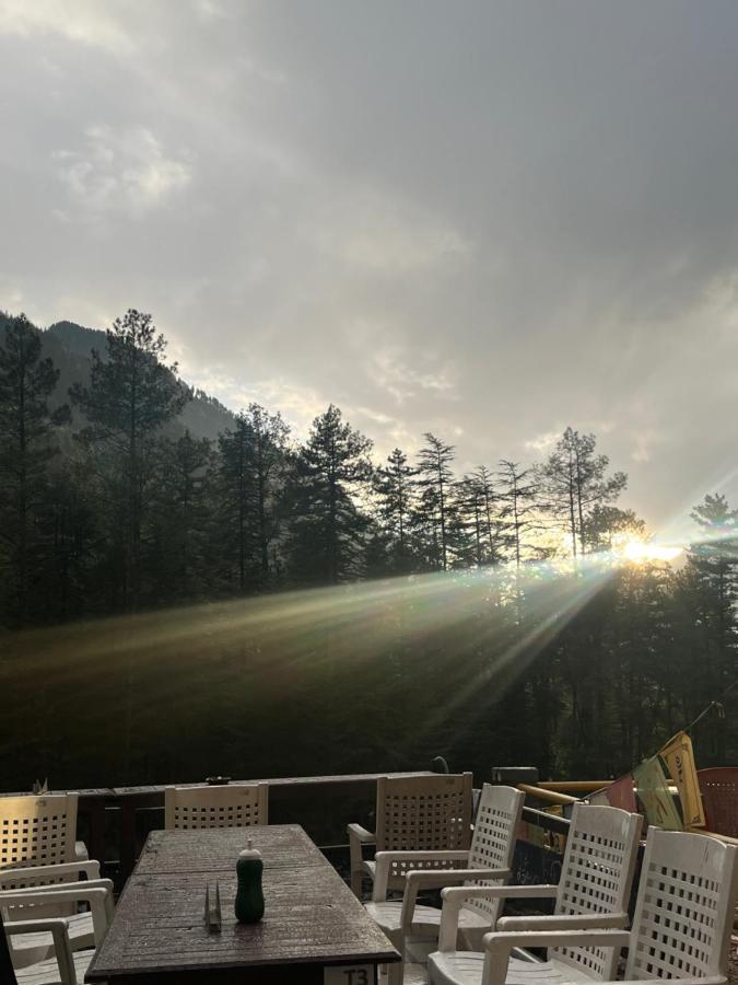 Shanti Cafe - Hotel&Restaurant Kasol Eksteriør billede