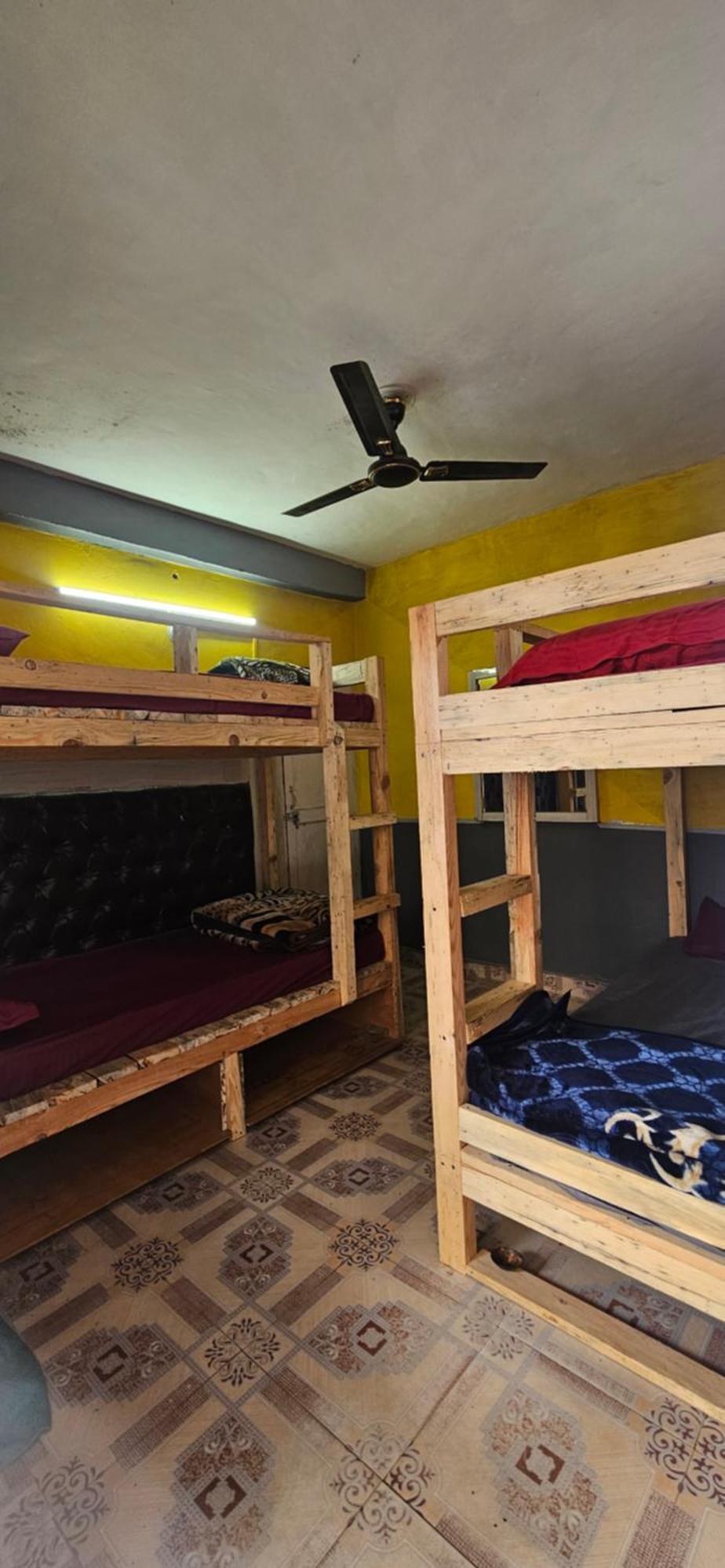 Shanti Cafe - Hotel&Restaurant Kasol Eksteriør billede